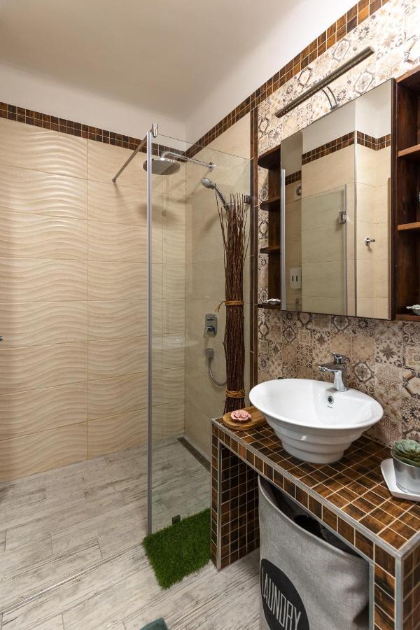 Riverside Luxury บูดาเปสต์ ภายนอก รูปภาพ